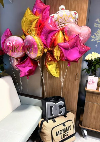 The beautiful and colourful balloons that decorated Chika Ike's hospital room, giving her newborn daughter a warm welcome. Picture: Instagram@ChikaIke