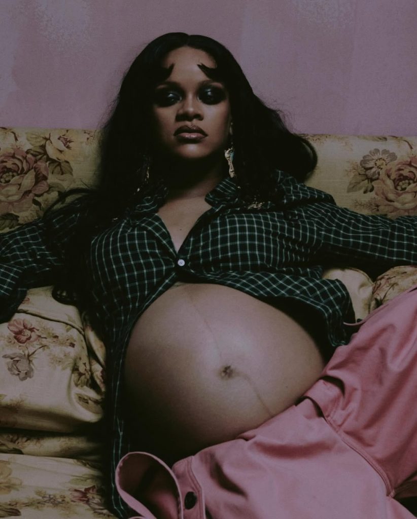 A true queen embracing motherhood with unmatched confidence. Picture: Instagram@Rihanna