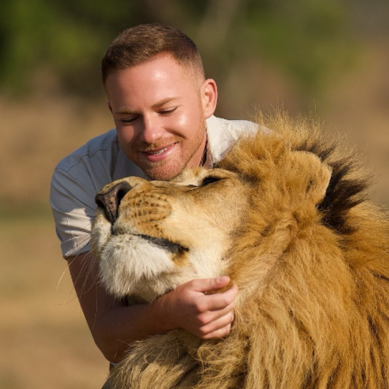 Shandor Larenty with his lion