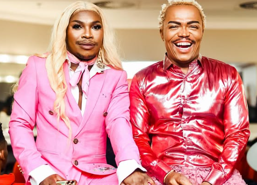 Same hair, same flair! Somizi Mhlongo and his stylish seatmate rocked matching vibes and outfits. Picture: Instagram@SomiziMhlongo
