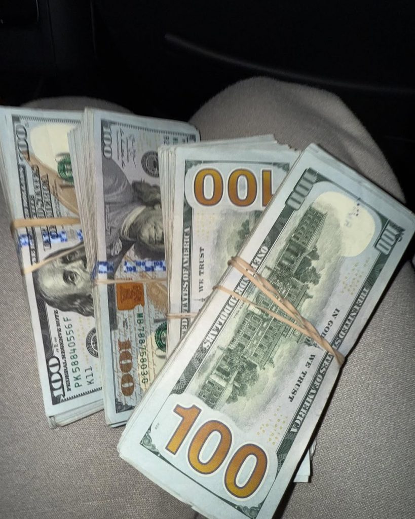 And of course, the birthday girl was showered with money. Picture: Instagram@Ciara