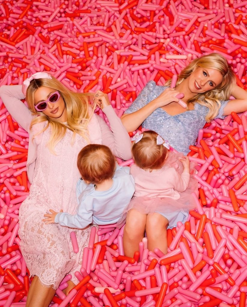 Paris and Nicky posing with their two little children in a lovely photo. Picture: Instagram@ParisHilton