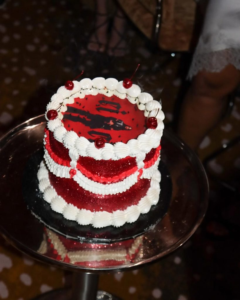 A gorgeous birthday cake for Ciara featuring her image on top. Picture: Instagram@Ciara