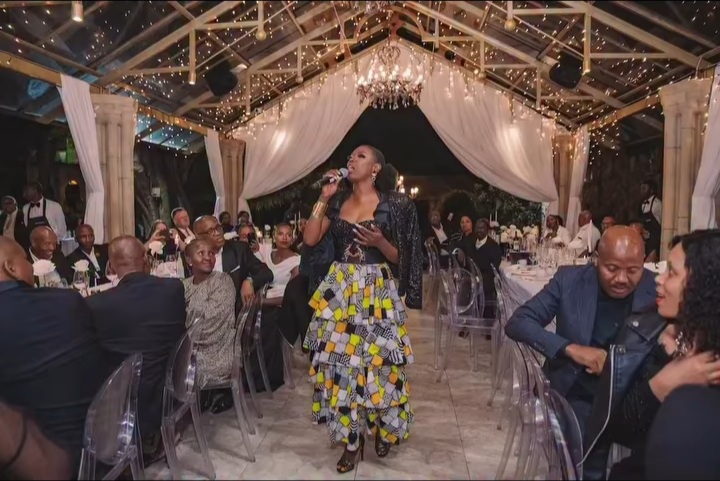 Lira poured her heart and soul into her performance, looking stunning as she honoured her late mother by wearing her skirt in a touching tribute. Picture: Instagram@MissLira