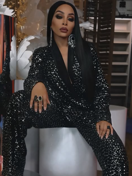 The queen, carrying herself with effortless grace. Picture: Instagram@KhanyiMbau