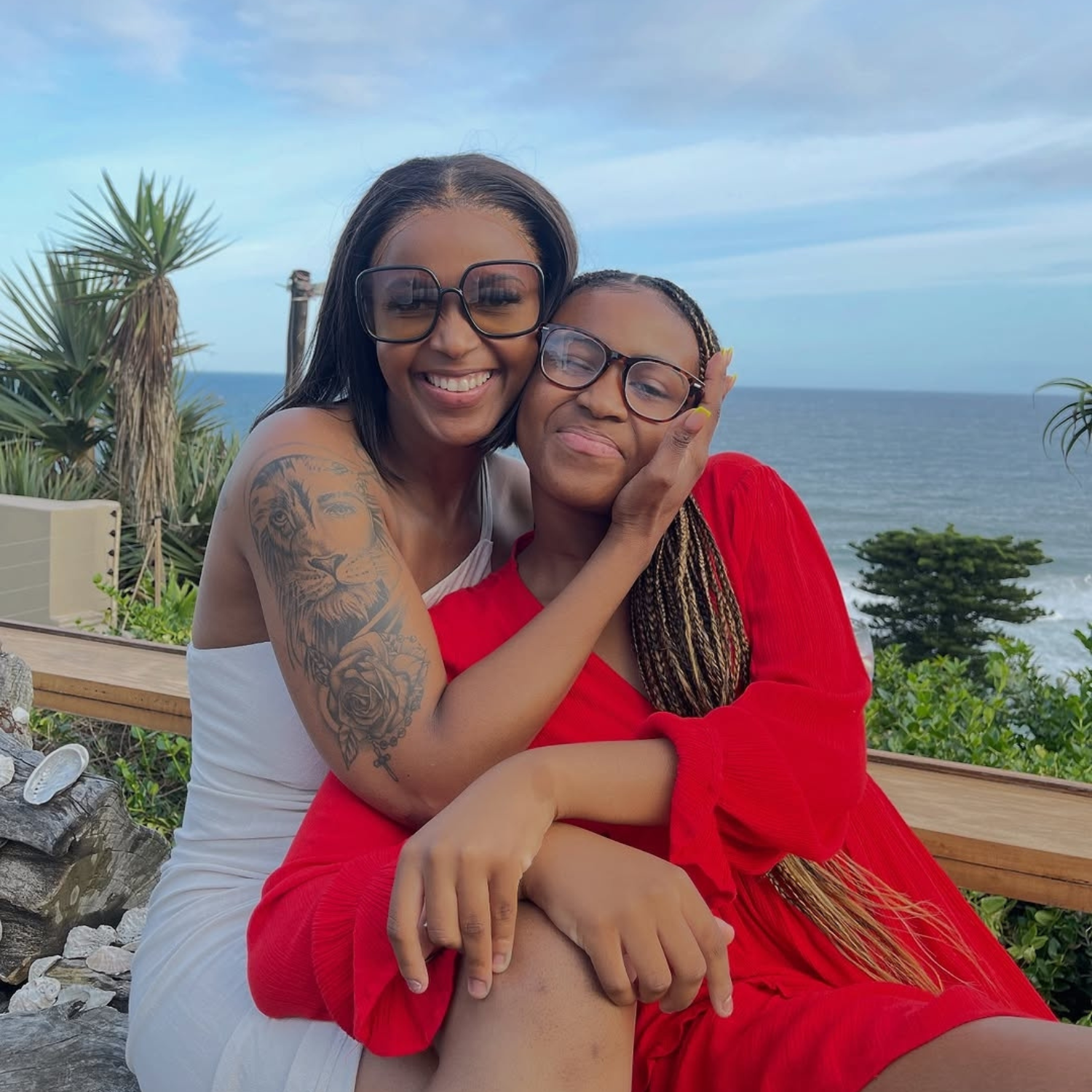 Reality TV Star Slee Ndlovu and her daughter