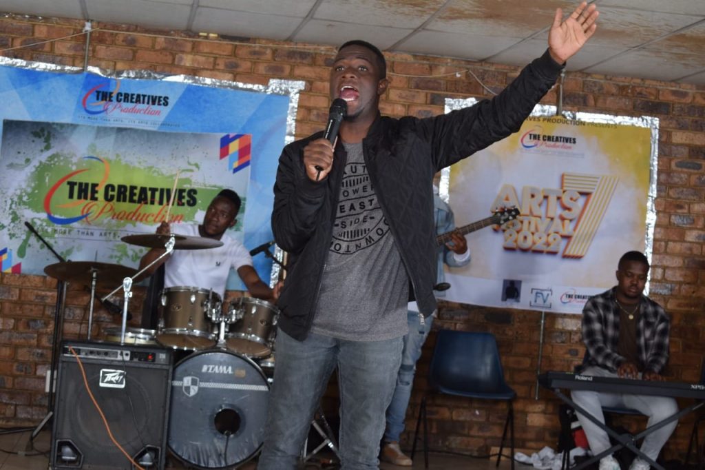 The stage came alive as Vusi Sithole delivered an unforgettable performance at one of The Creatives Production Arts Festival. Picture: Supplied