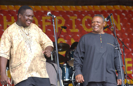 Bab’ Vusi Mahlasela and the late Bra Hugh Masekela captured during one of their unforgettable performances. Picture: Instagram@VusiMahlasela